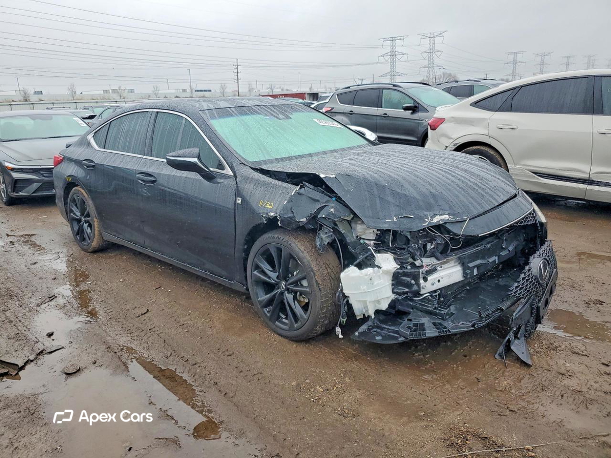 Lexus ES 2021