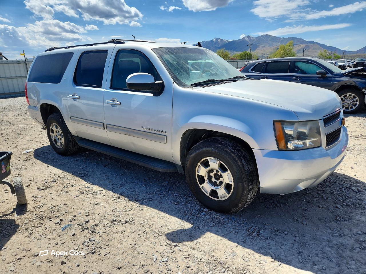 Chevrolet Suburban 2014