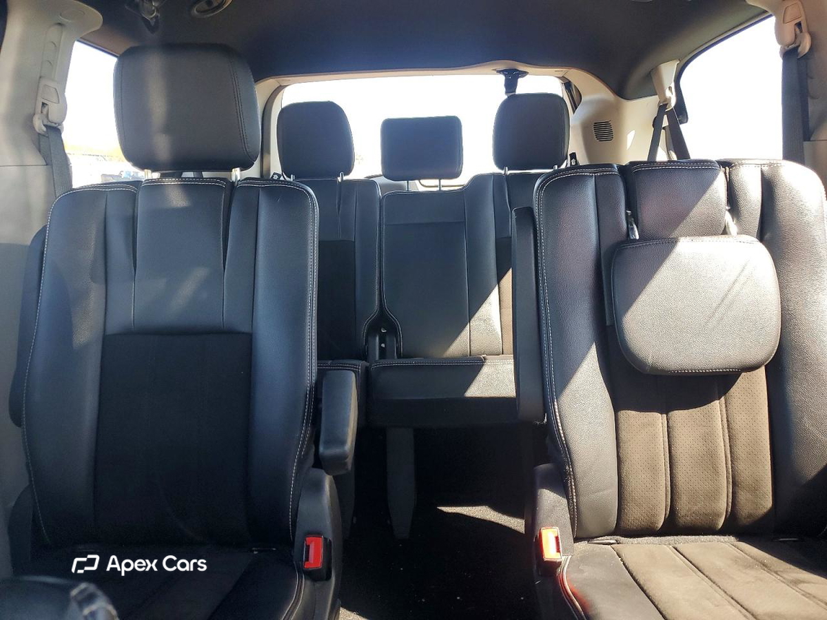 Dodge Caravan 2019