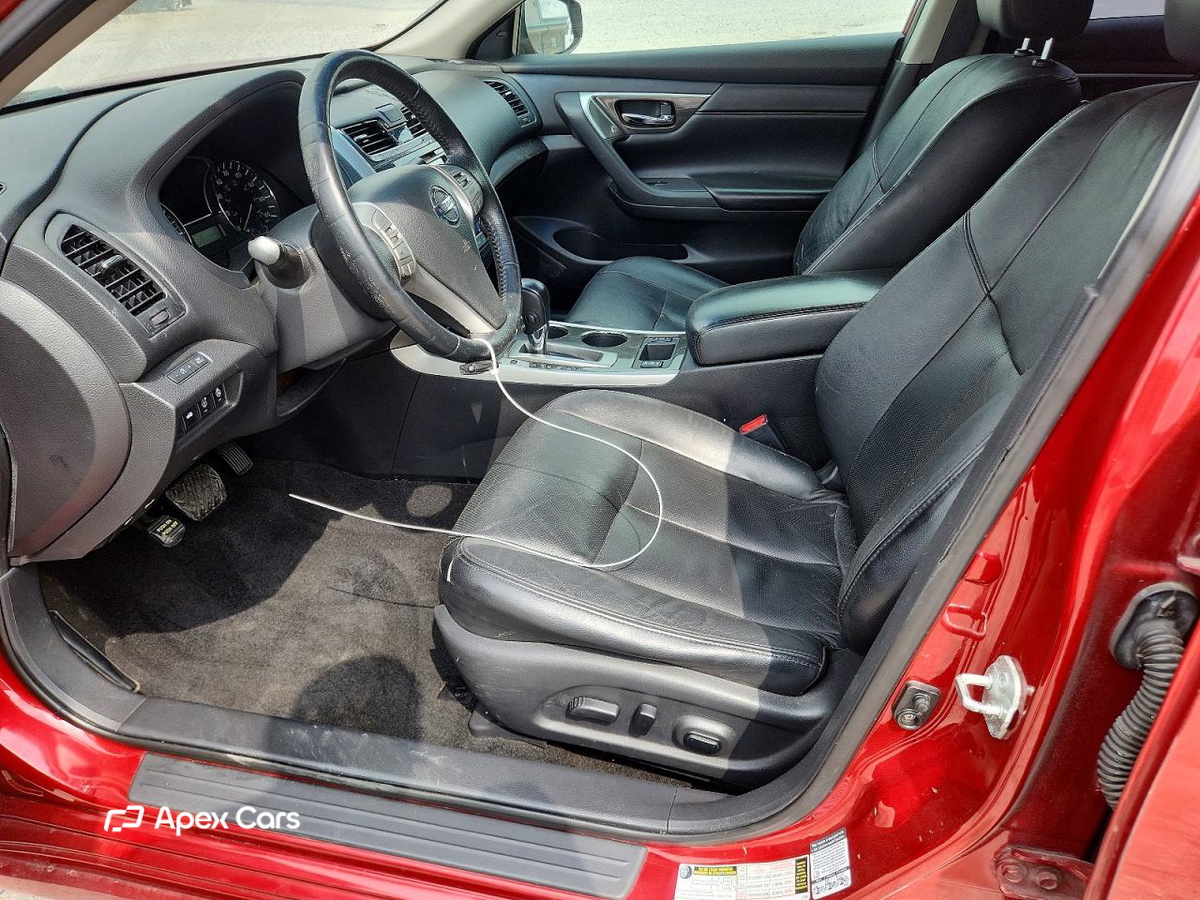 Nissan Altima 2014