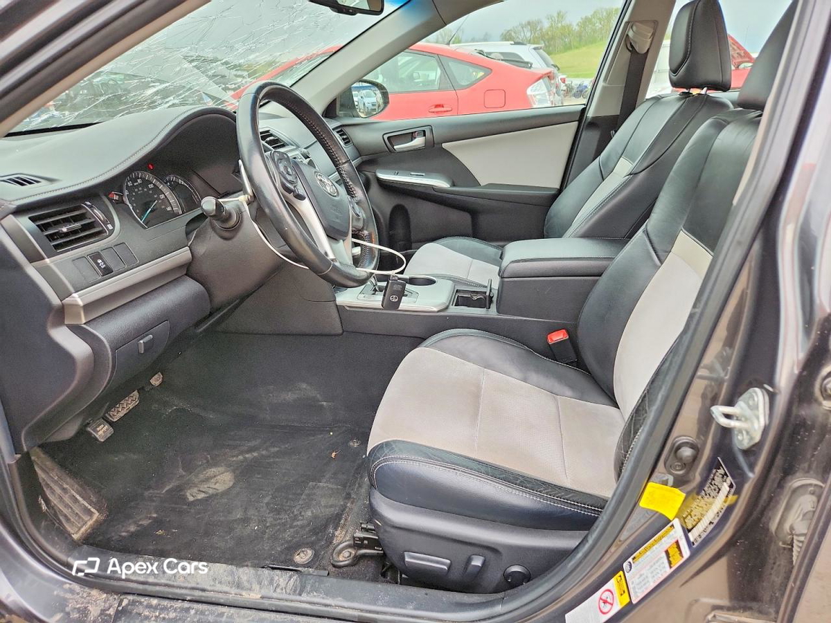 Toyota Camry 2012