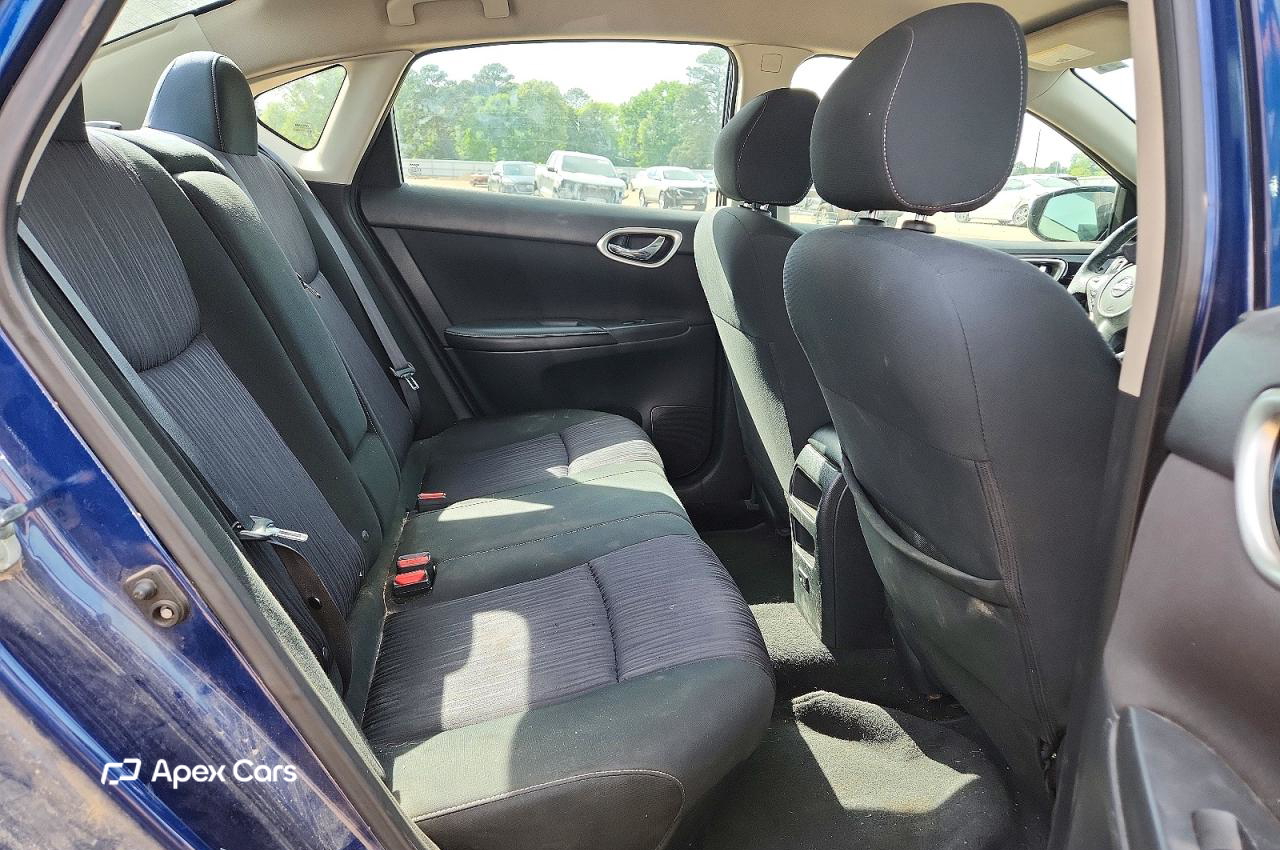 Nissan Sentra 2019