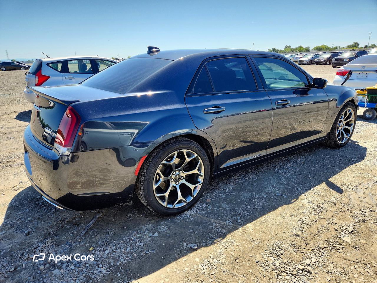 Chrysler 300 2016