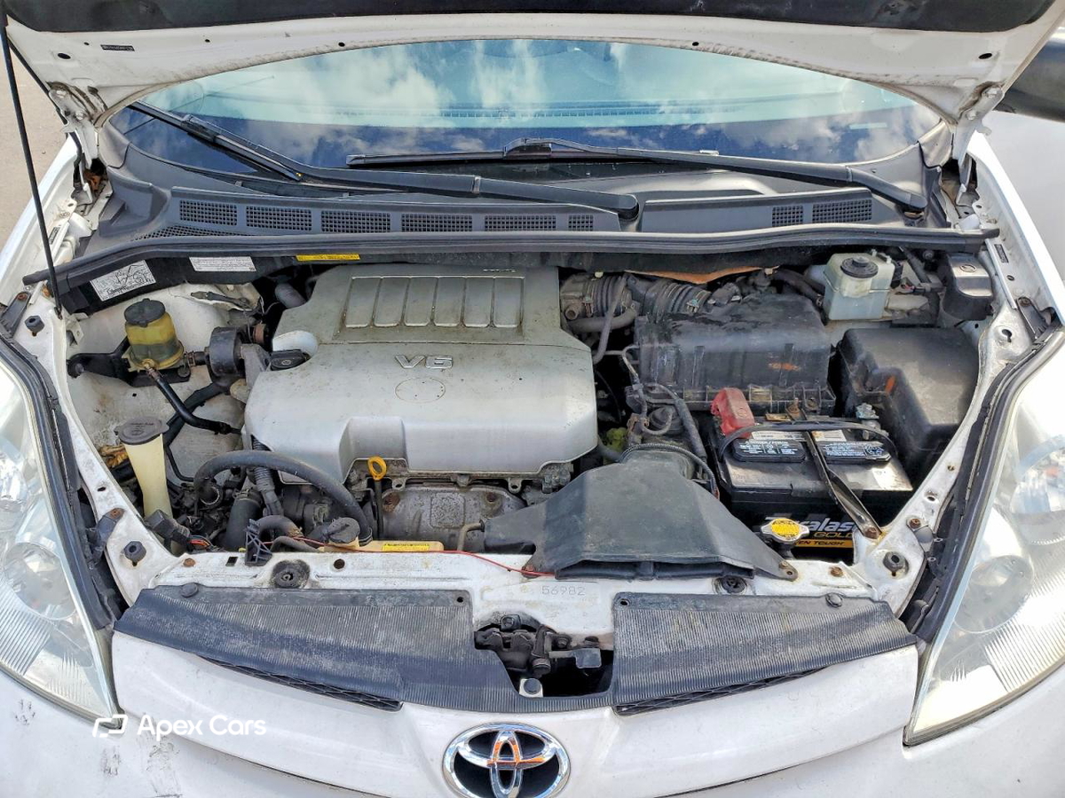 Toyota Sienna 2010