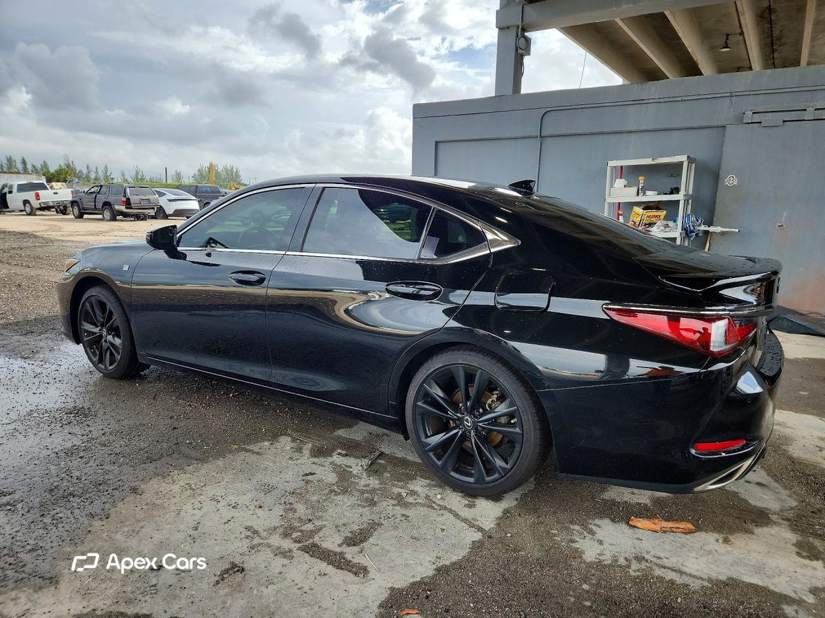 Lexus ES 2023