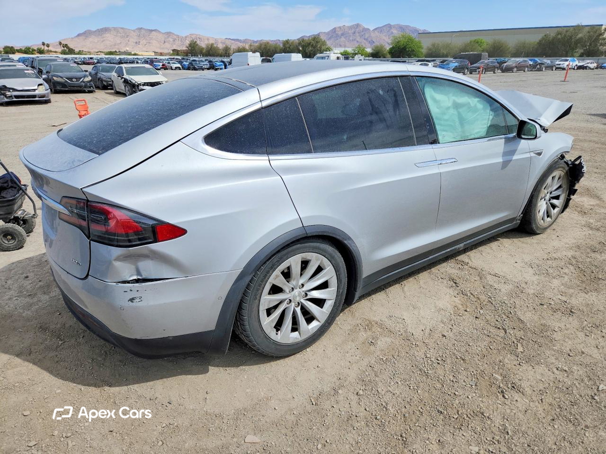 Tesla Model X 2016
