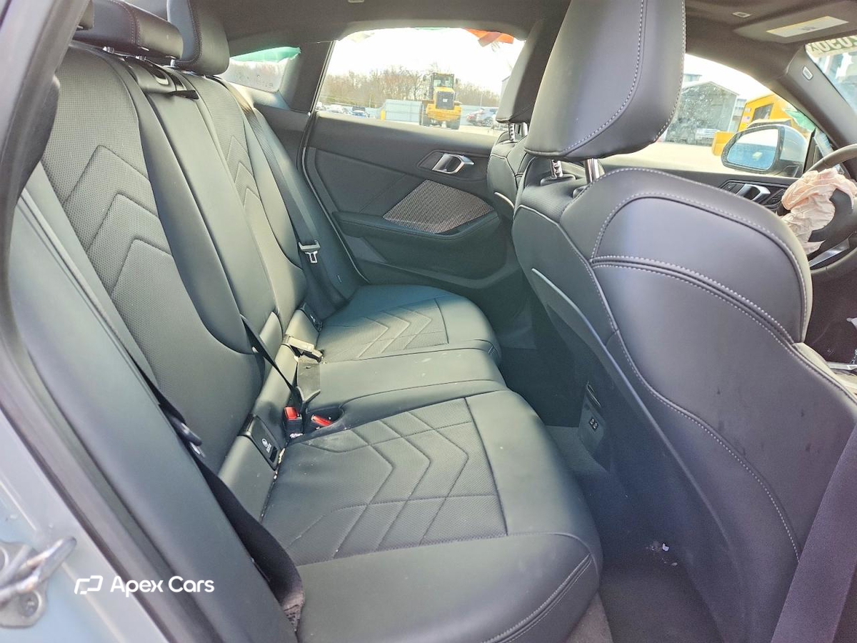 BMW Series 2 2025