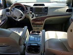 Toyota Sienna 2013