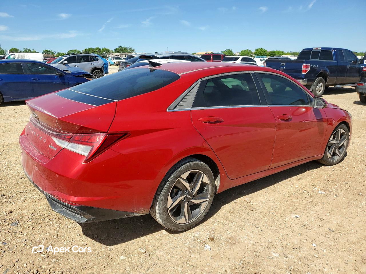 Hyundai Elantra 2021