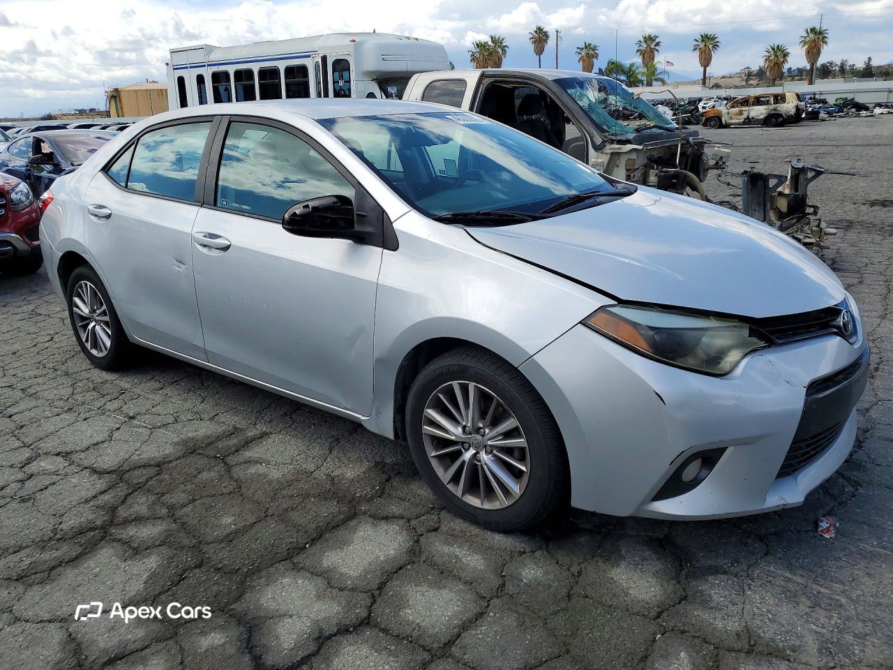 Toyota Corolla 2015