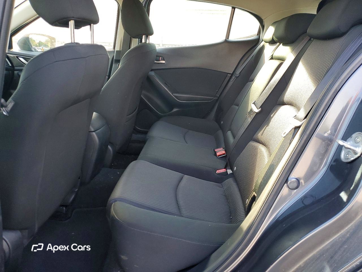 Mazda 3 2015