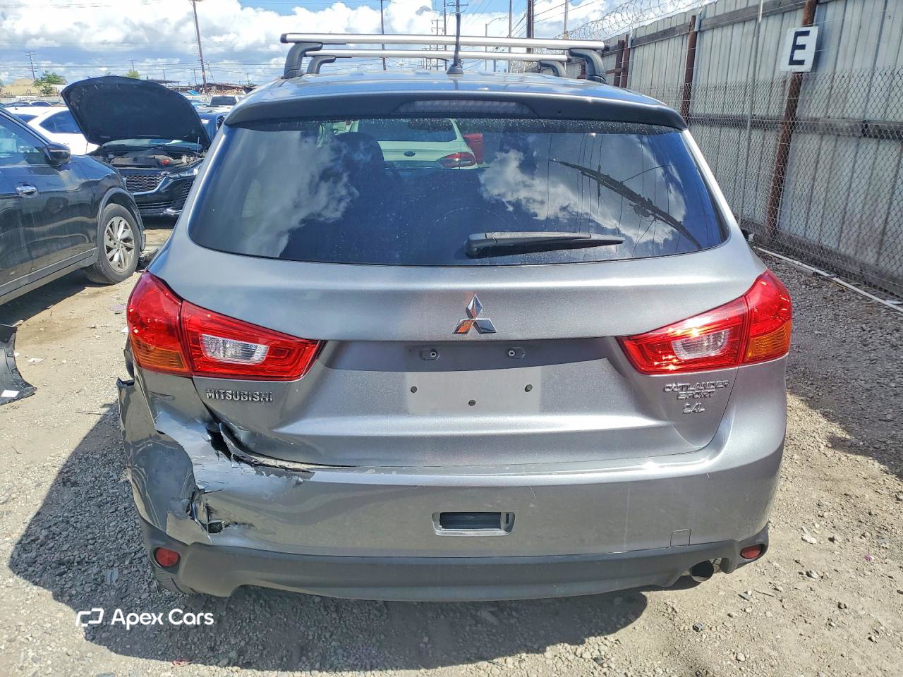 Mitsubishi Outlander 2015