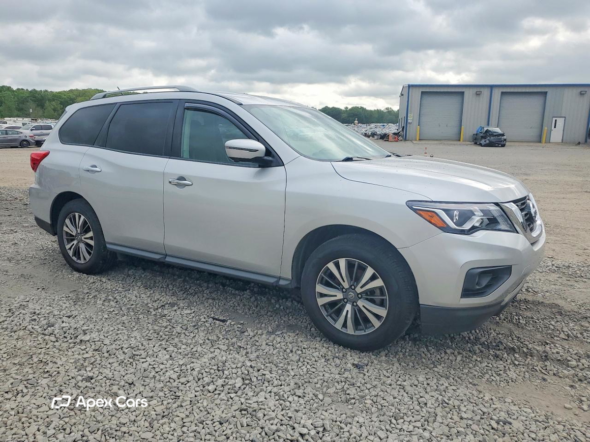 Nissan Pathfinder 2018