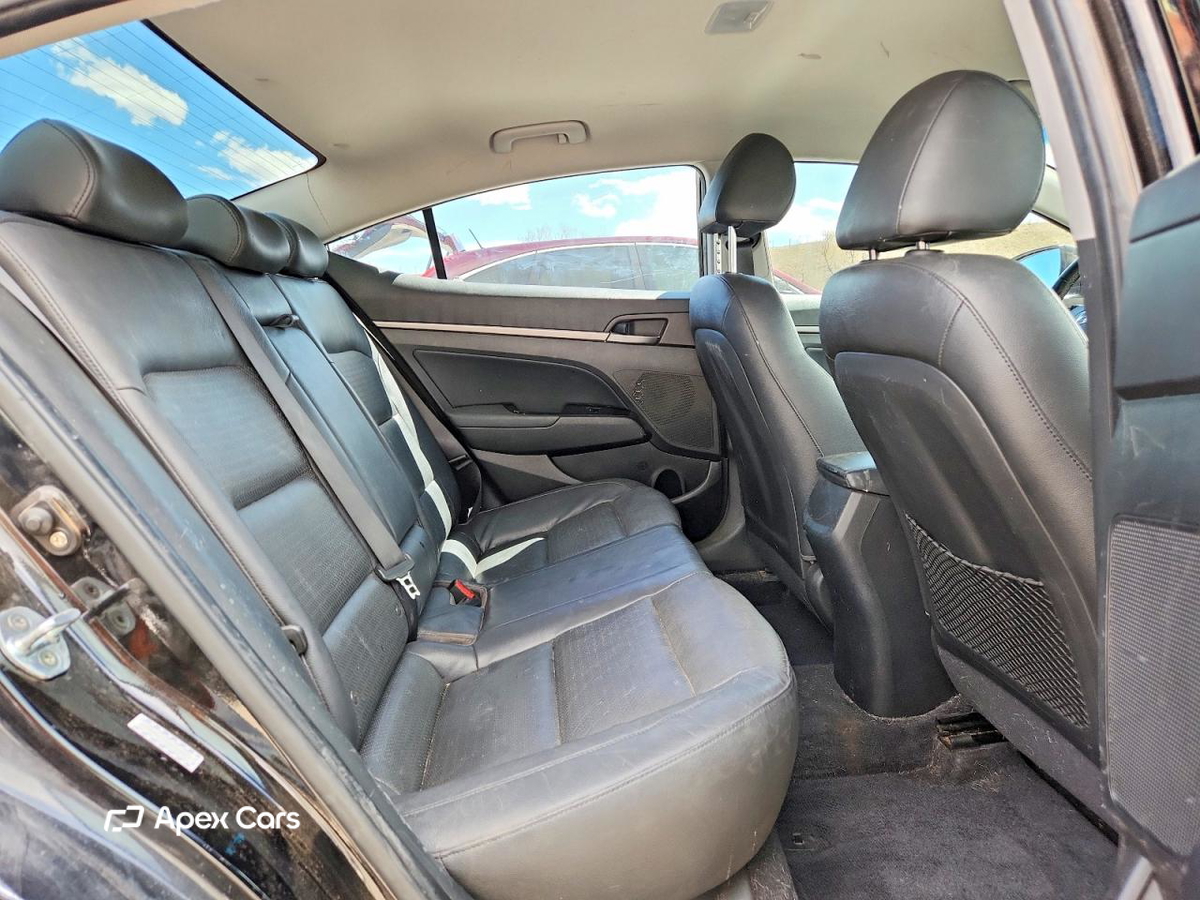 Hyundai Elantra 2017