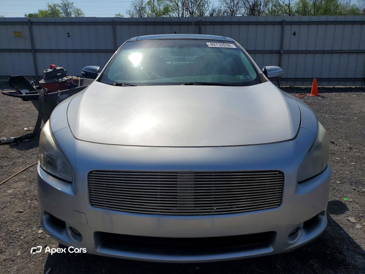 Nissan Maxima 2011