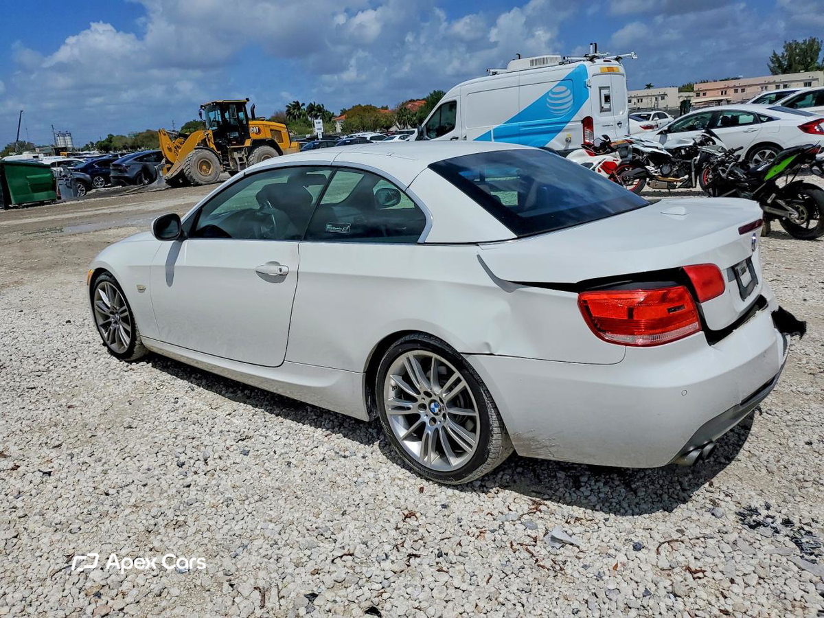 BMW Series 3 2010