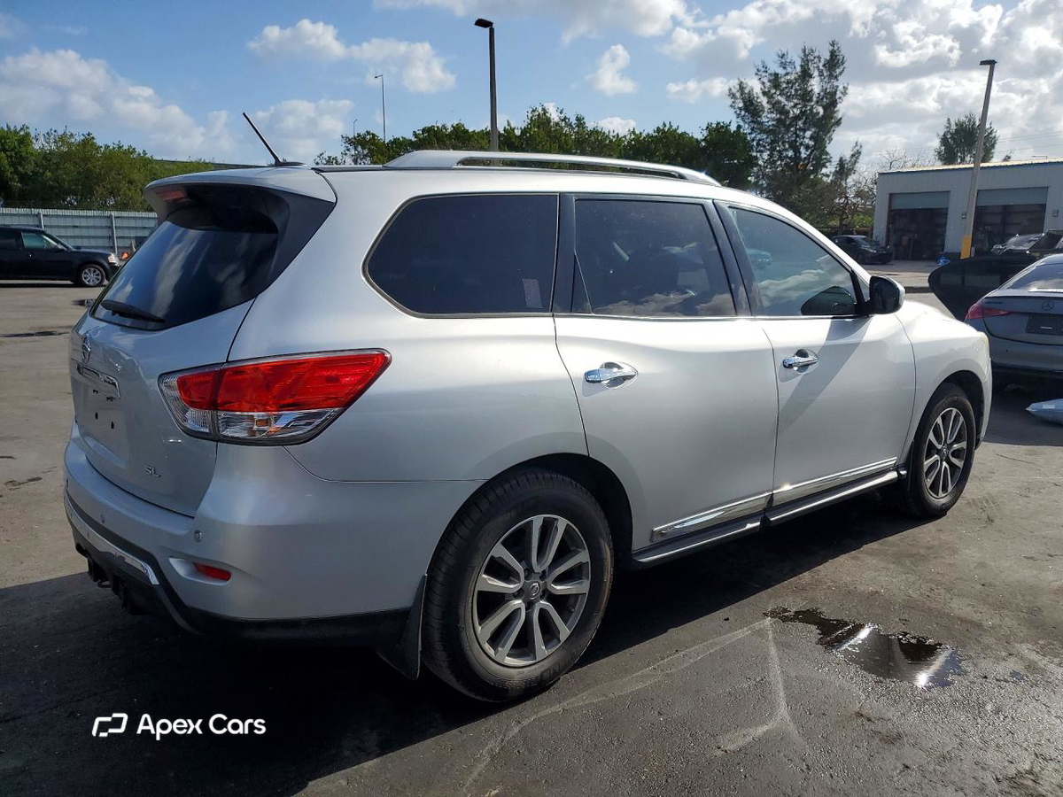 Nissan Pathfinder 2014