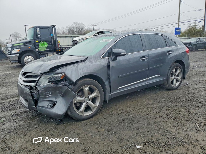 2015 Toyota Venza - Image 1 of 5