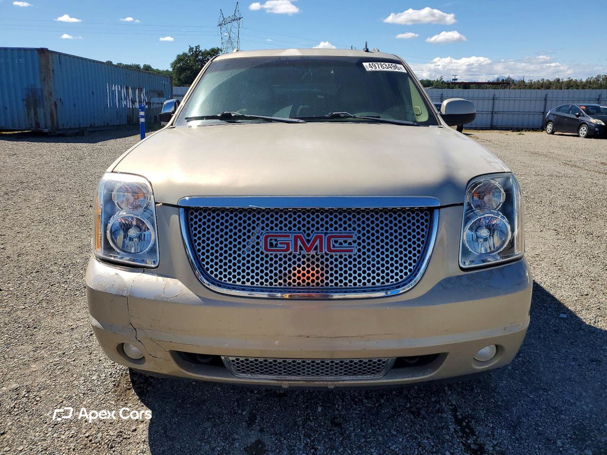 GMC Yukon 2011