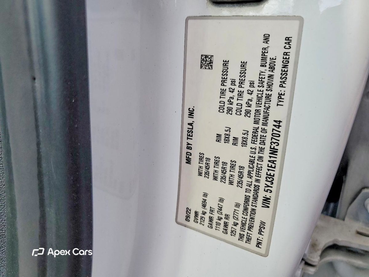 Tesla Model 3 2022
