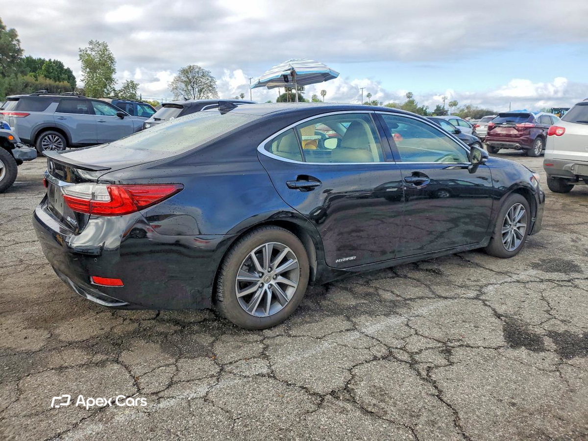 Lexus ES 2016