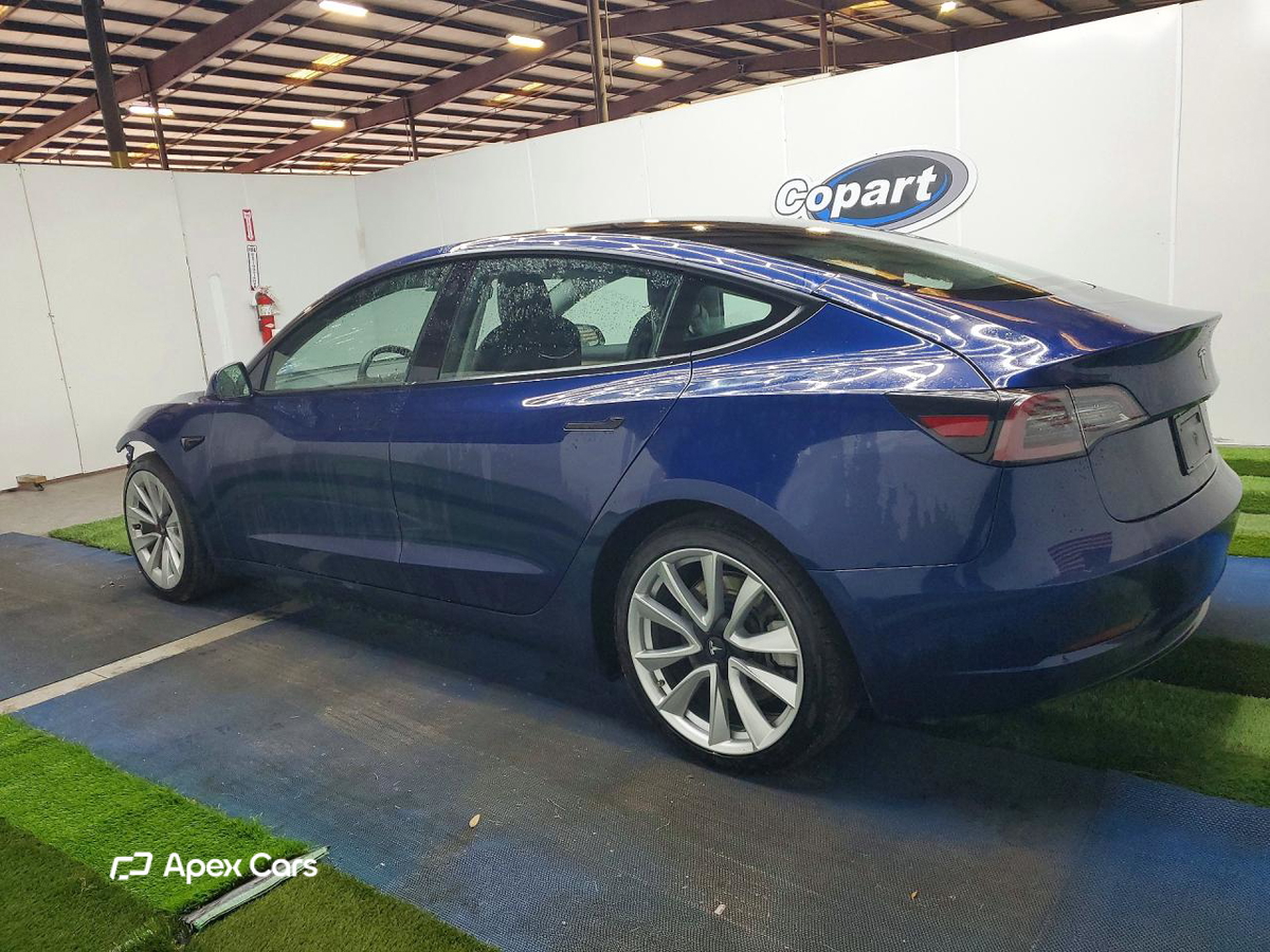 Tesla Model 3 2022