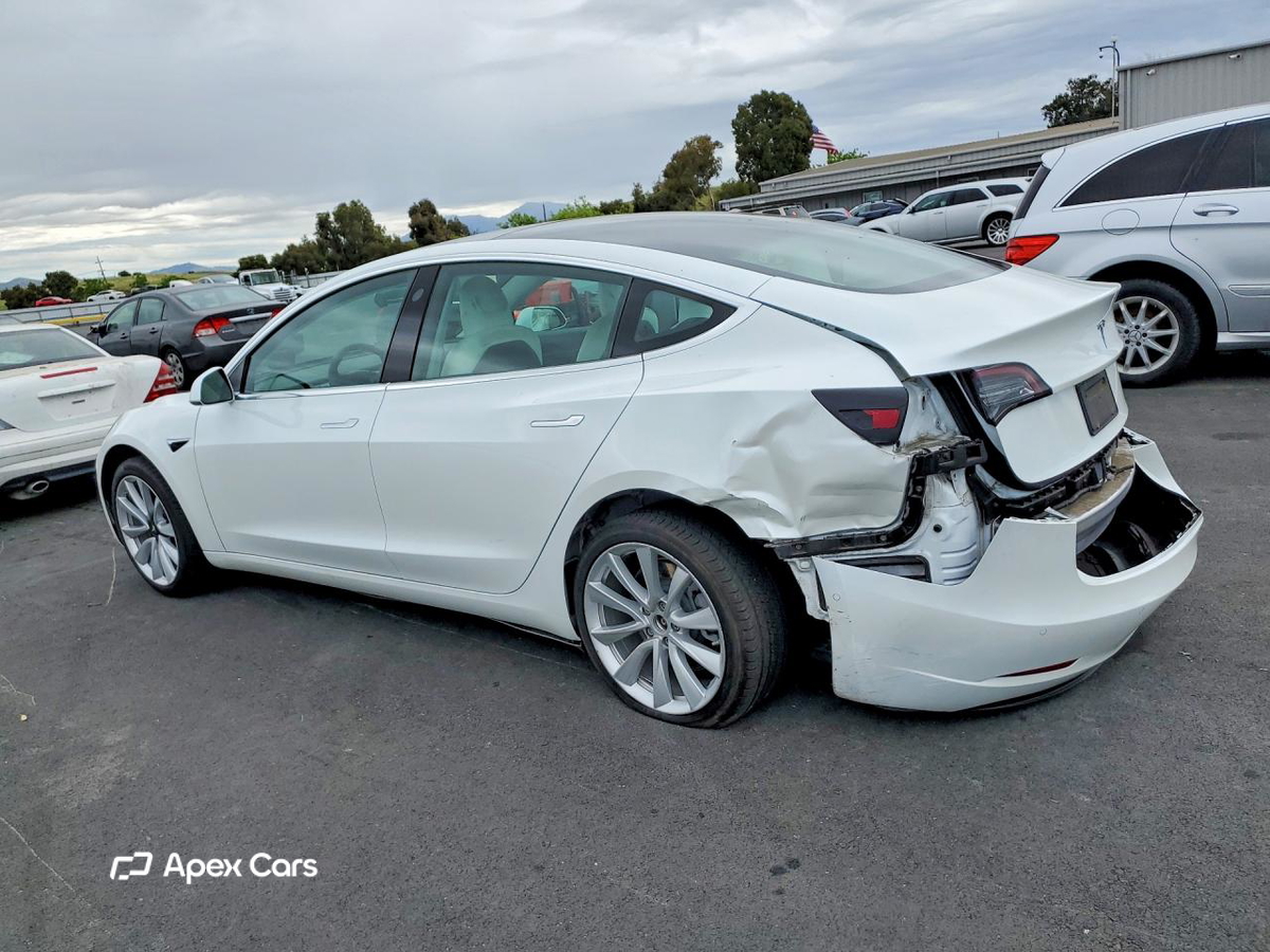 Tesla Model 3 2020
