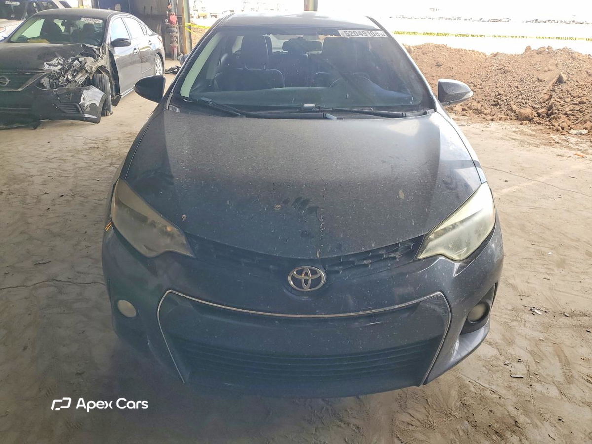 Toyota Corolla 2015