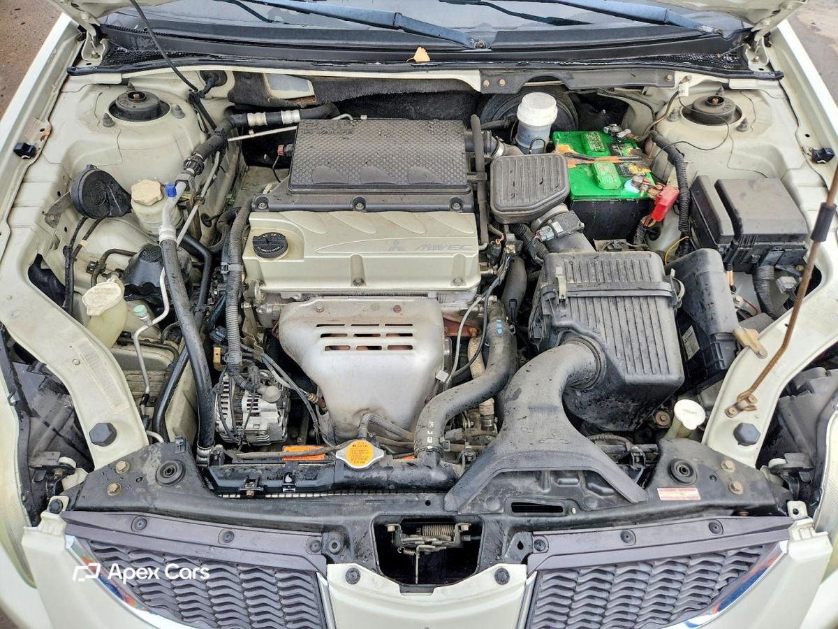 Mitsubishi Galant 2004