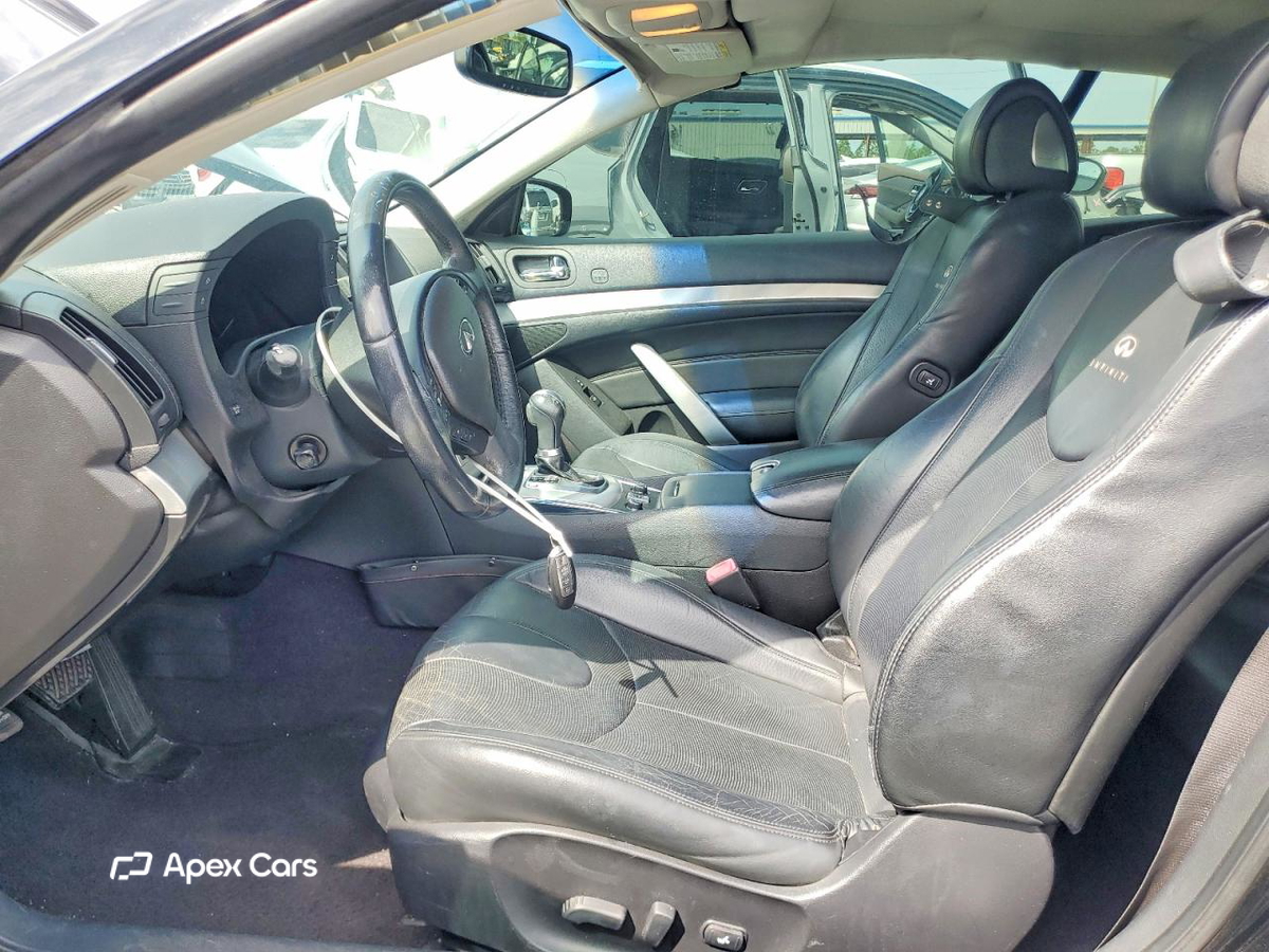 Infiniti G 2013