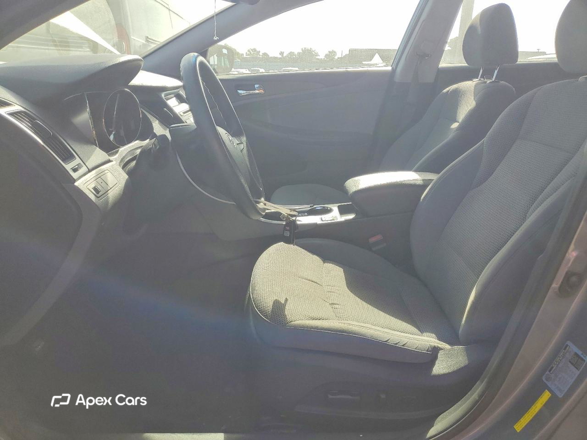 Hyundai Sonata 2013