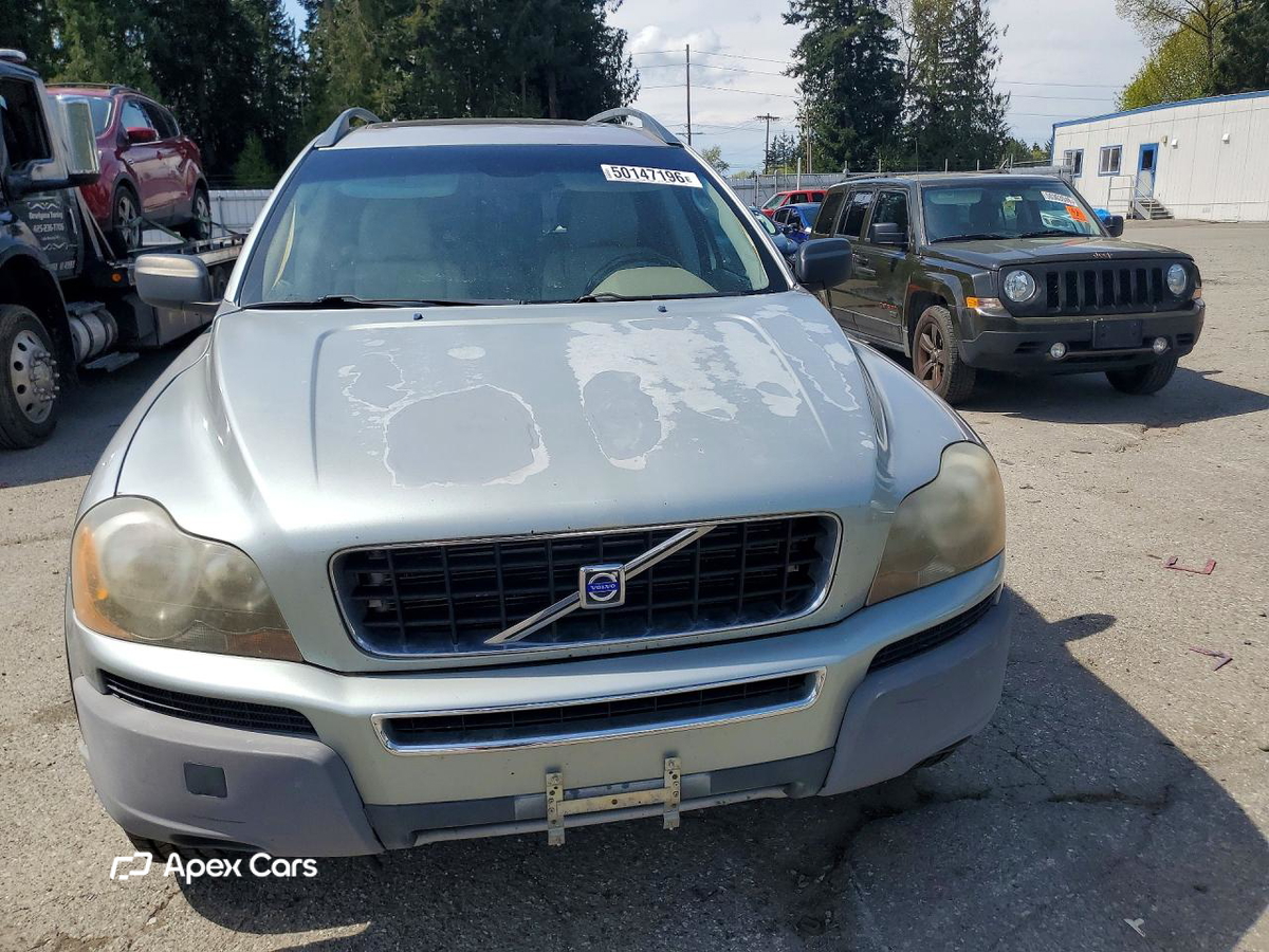 Volvo XC90 2004