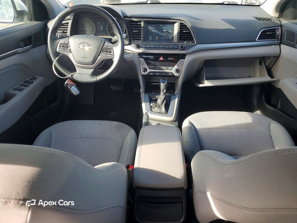 Hyundai Elantra 2017