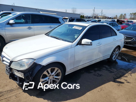 Mercedes-Benz C-klasse 2013 - Image 1 of 13
