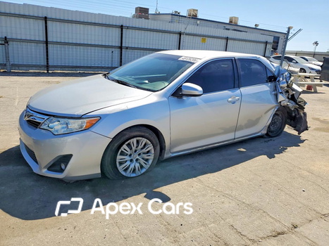 Toyota Camry 2012 - Image 1 of 13