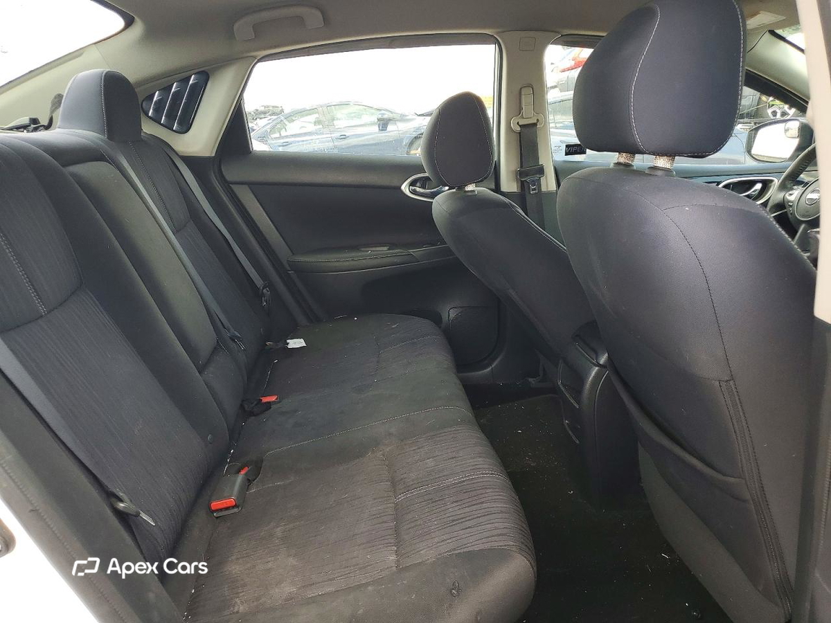Nissan Sentra 2016