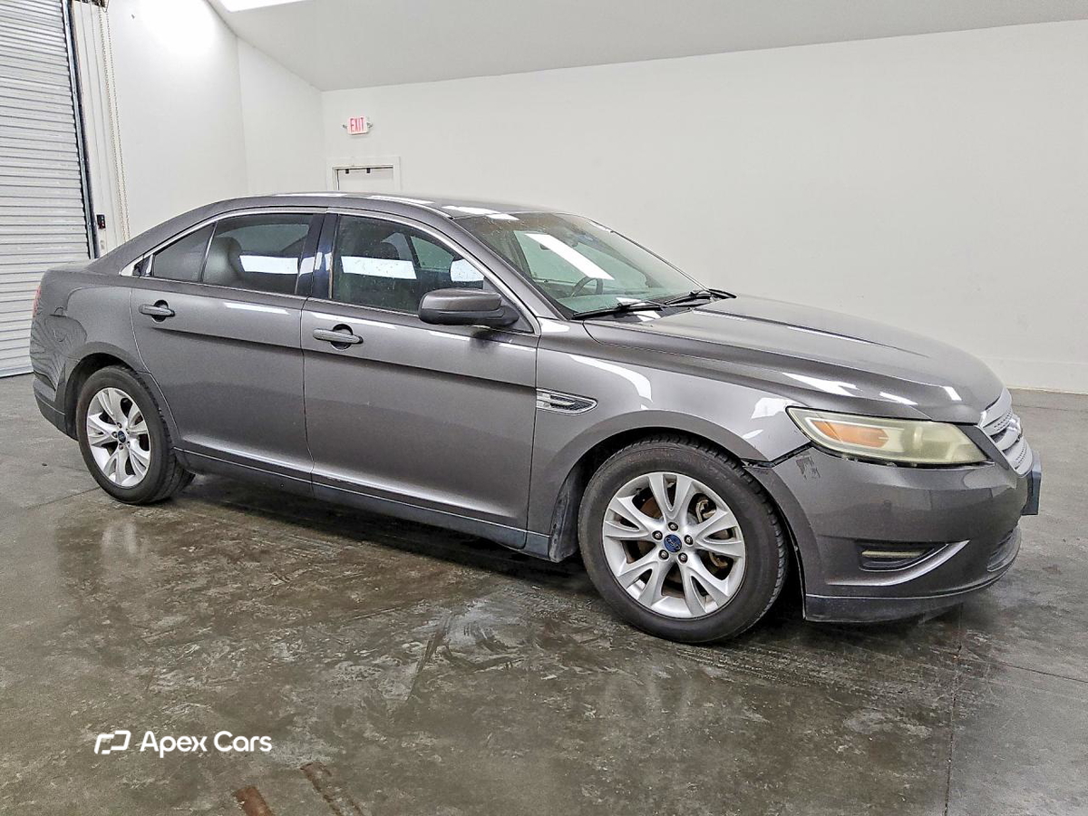 Ford Taurus 2011