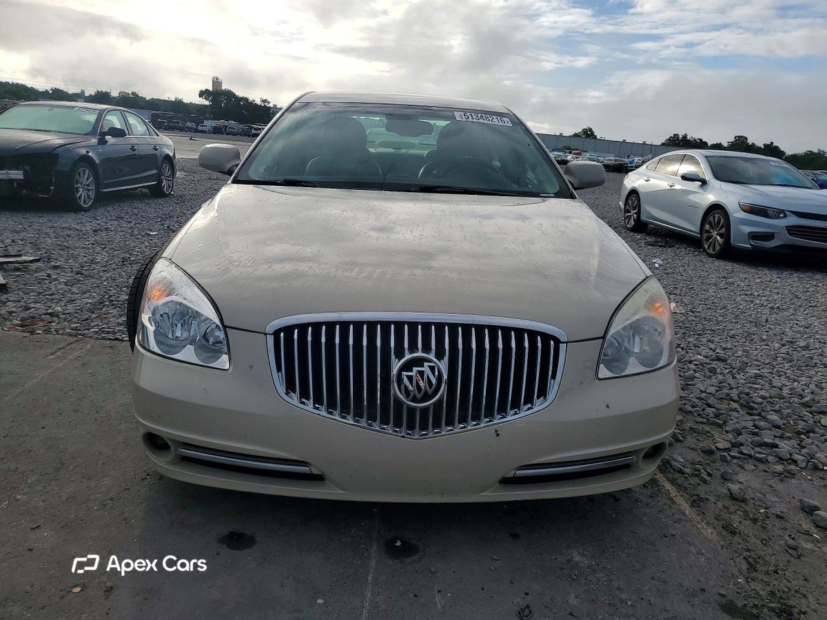 Buick Lucerne 2010