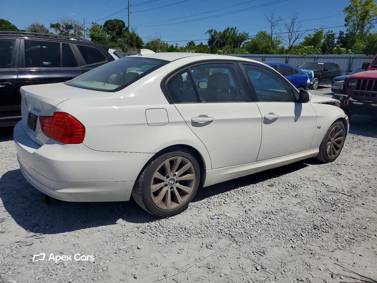BMW Series 3 2011
