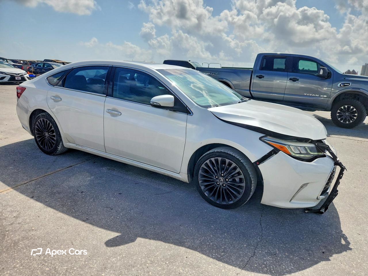 Toyota Avalon 2016