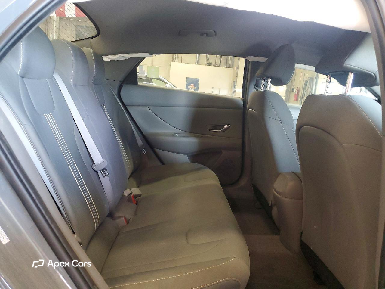 Hyundai Elantra 2022