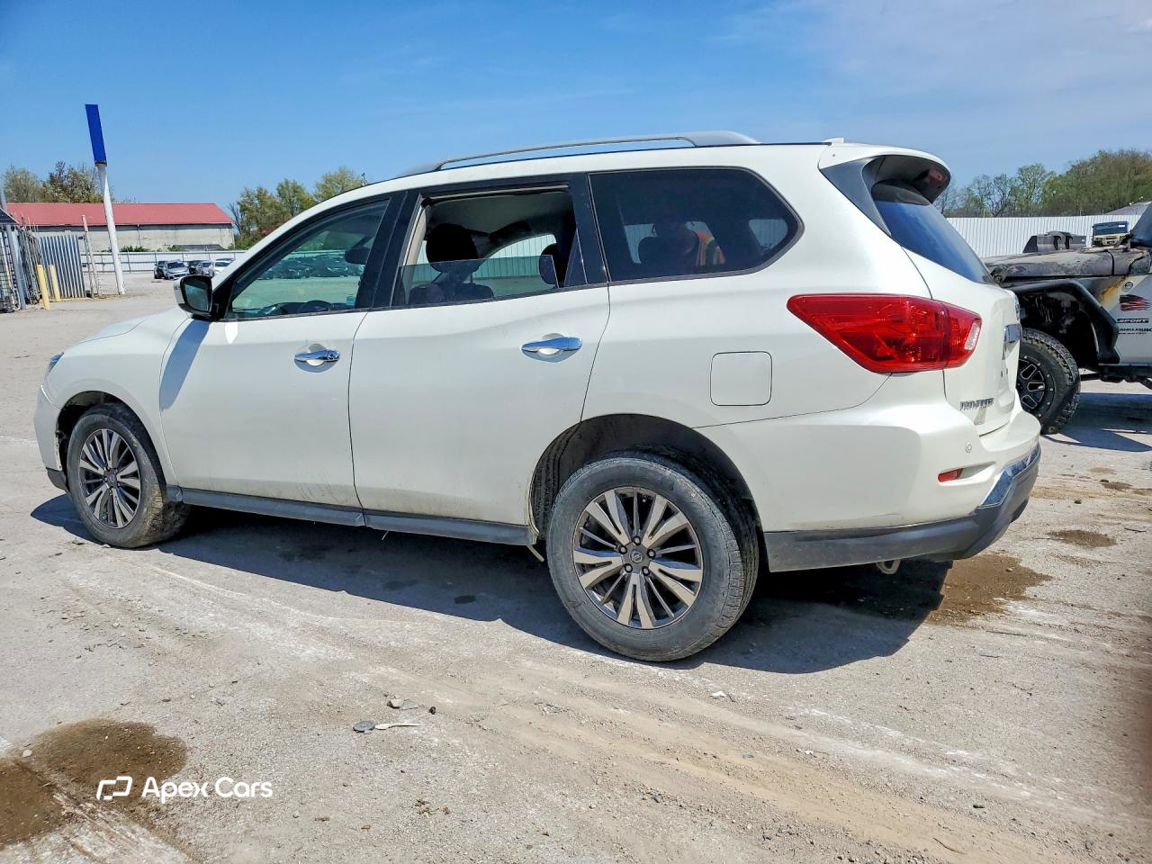 Nissan Pathfinder 2019