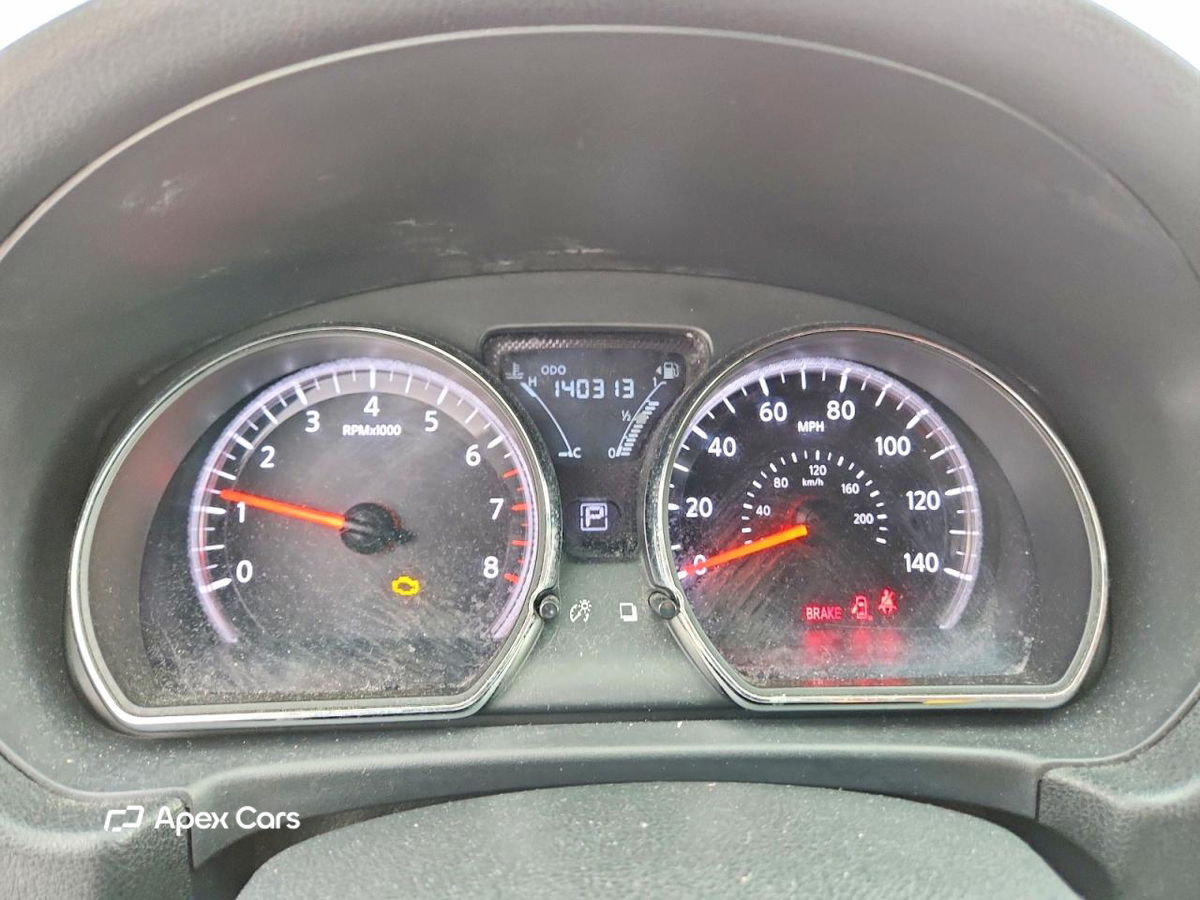 Nissan Versa 2015