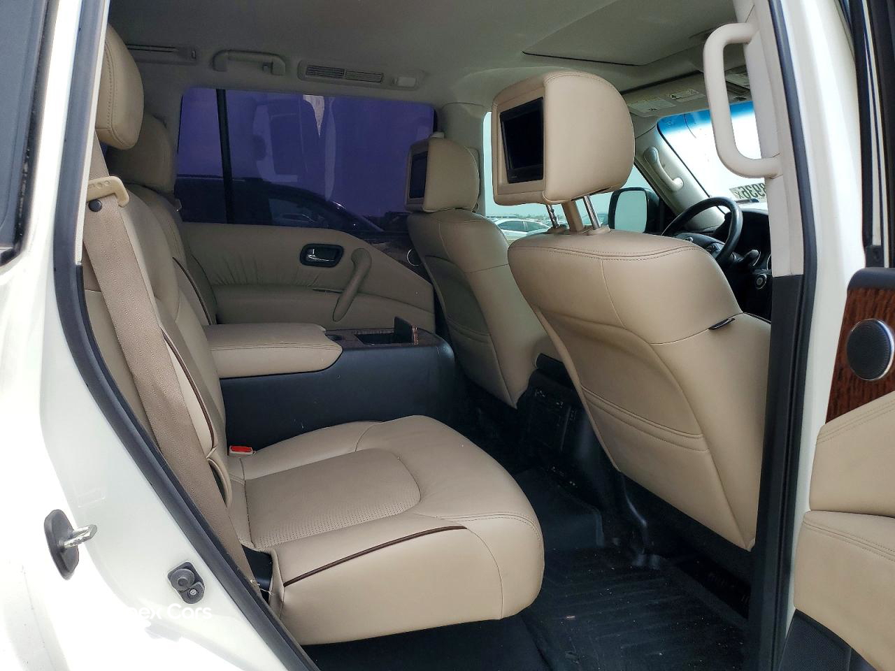 Nissan Armada 2017