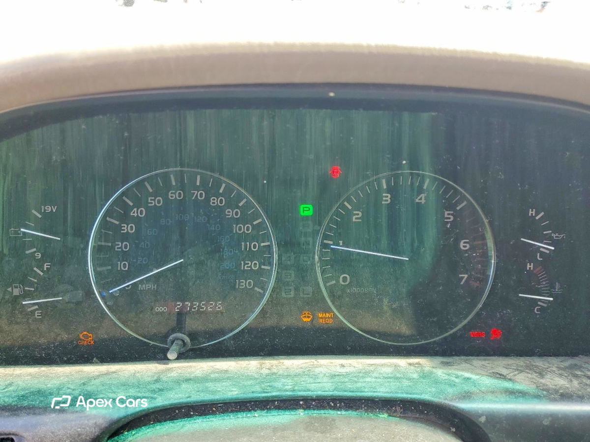 Lexus LX 2004