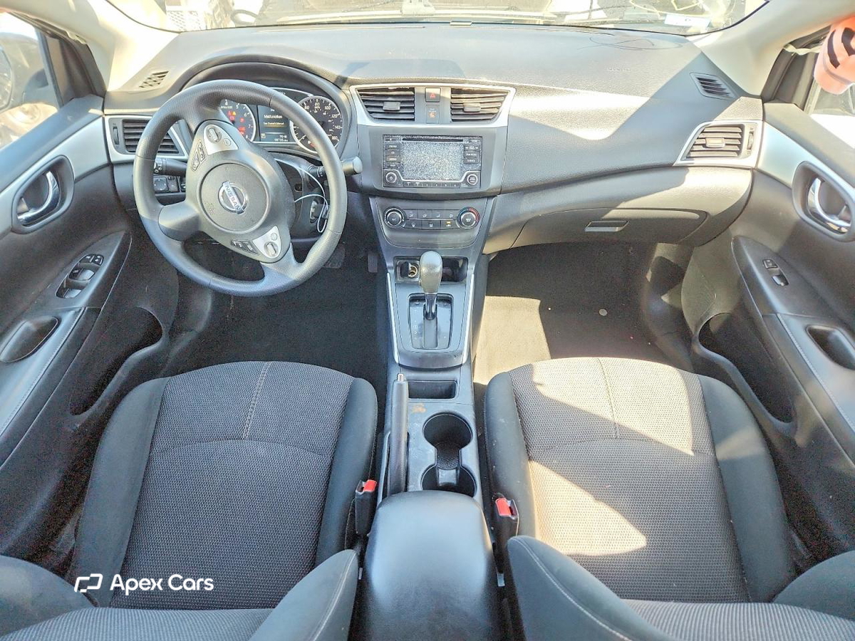Nissan Sentra 2018