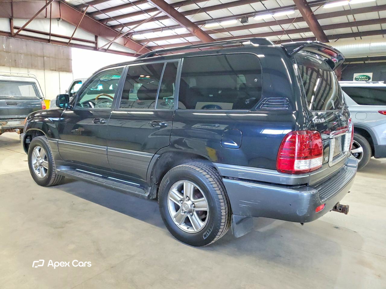 Lexus LX 2006