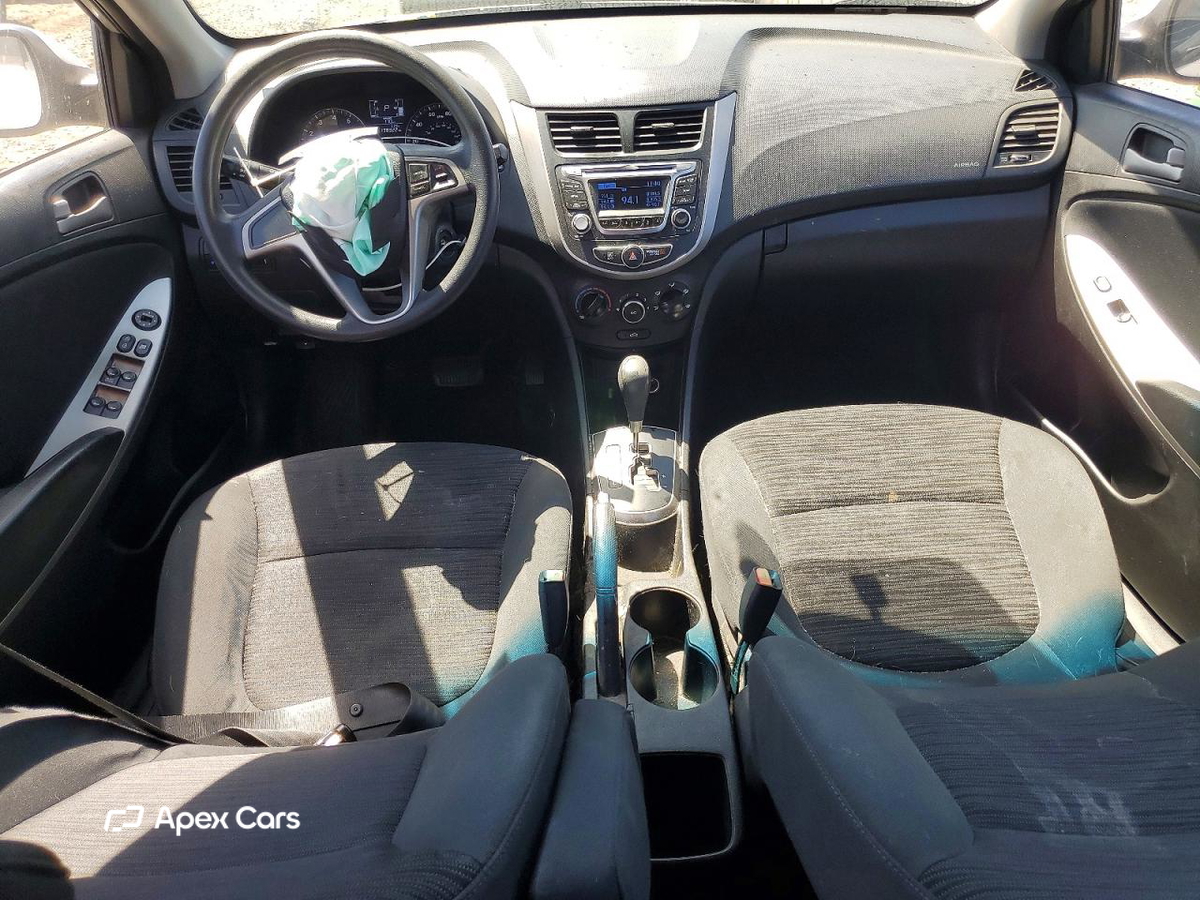 Hyundai Accent 2015