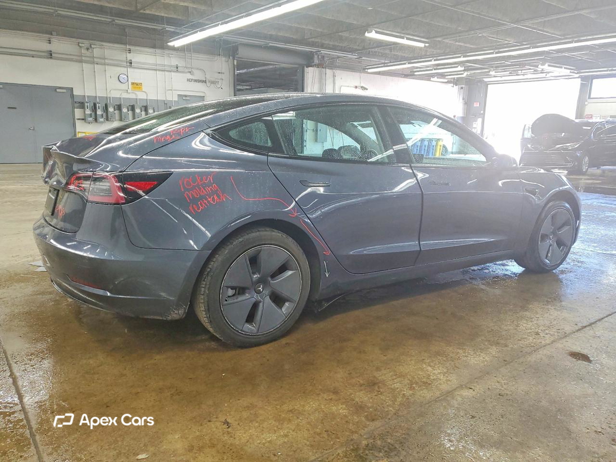 Tesla Model 3 2022