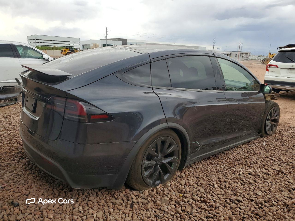 Tesla Model X 2024